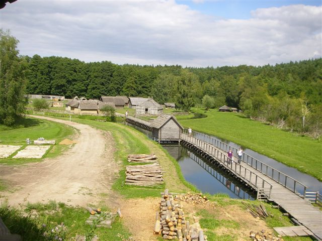 Wikinger-Spinnwettbewerb_in_Gross_Raden