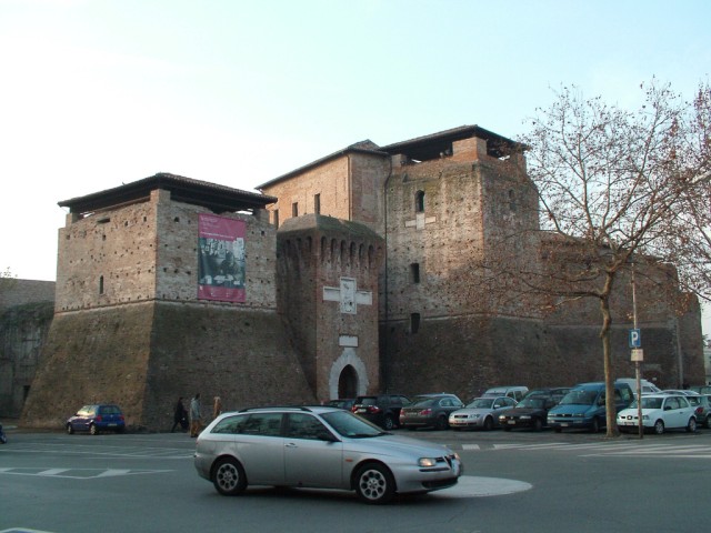 Castel_Sismondo