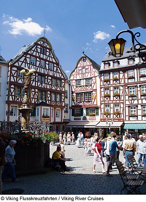 Marktplatz_in_Bernkastel_Kues