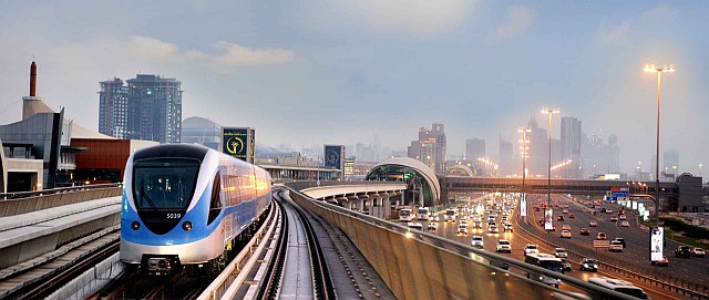 Metro_in_Dubai