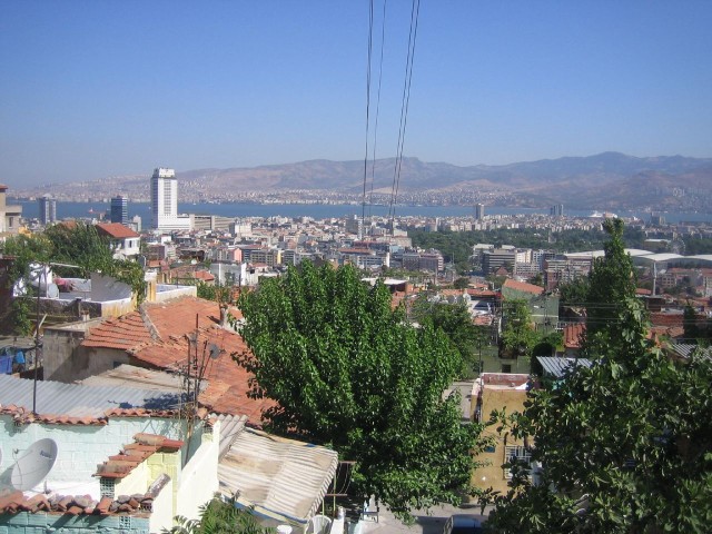 Izmir_from_Mount_Pagus