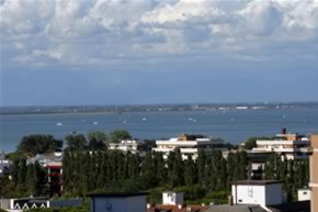 Blick_auf_das_Meer_-_Lignano_Sabbiadoro_Adria