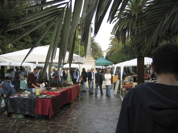 Roemischer_Flohmarkt