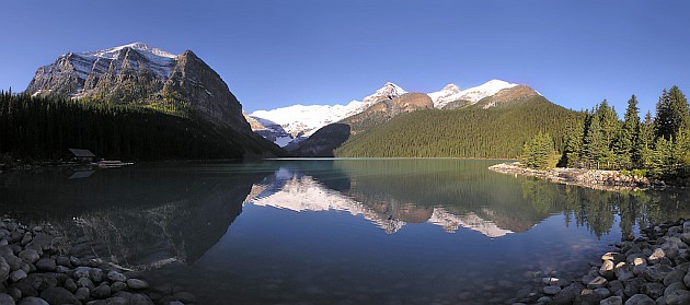 Lake_Louise_in_Alberta