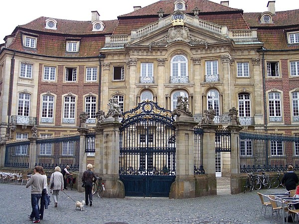 Muenster_Erbdrostenhof