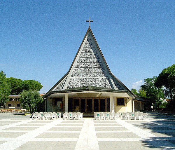 Die Kirche von Bibione