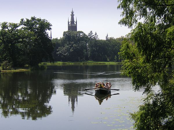 Woerlitzer_See_mit_St._Petri_nahe_Dessau