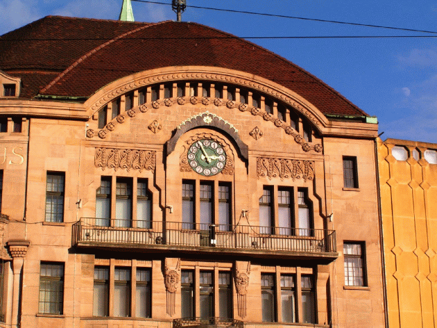 Kaufhaus_Globus_1904_Uhr